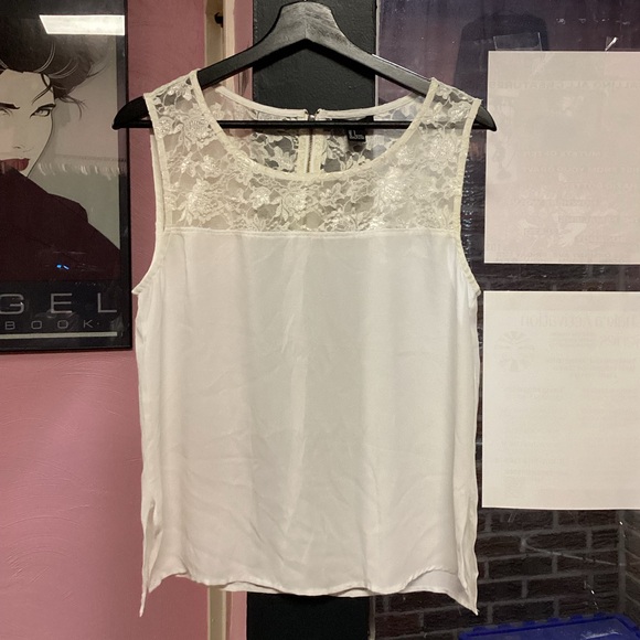 Forever 21 Tops - Forever 21 White Lace Blouse